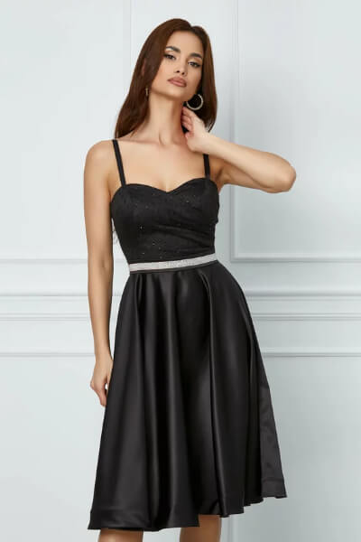 rochie eleganta neagra din satin organza in clos