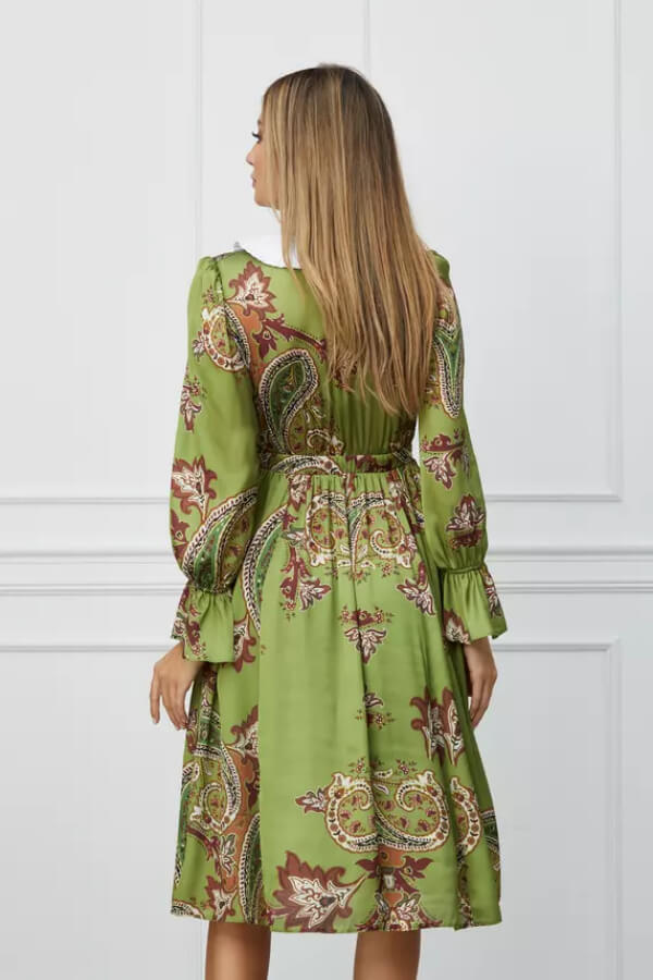 rochie vaporoasa eleganta din satin cu maneci lungi si guler rotund olive