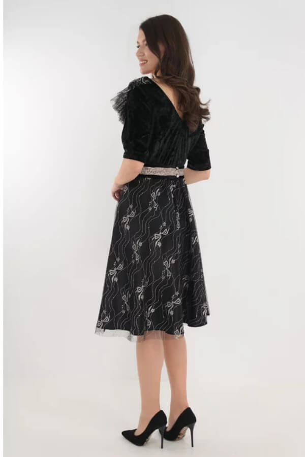 rochie din catifea si dantela rochie din catifea si dantela