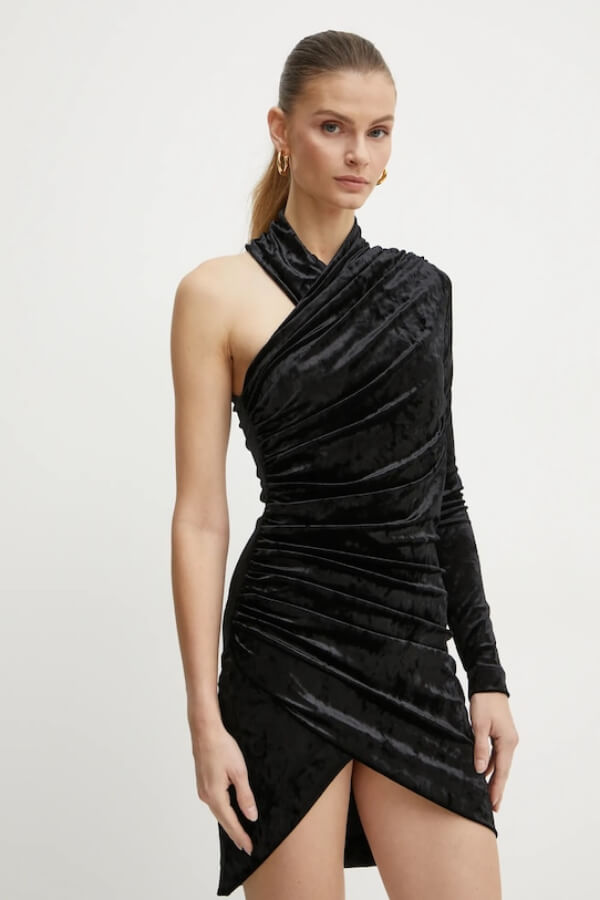 rochie mulata de catifea rochie mulata de catifea