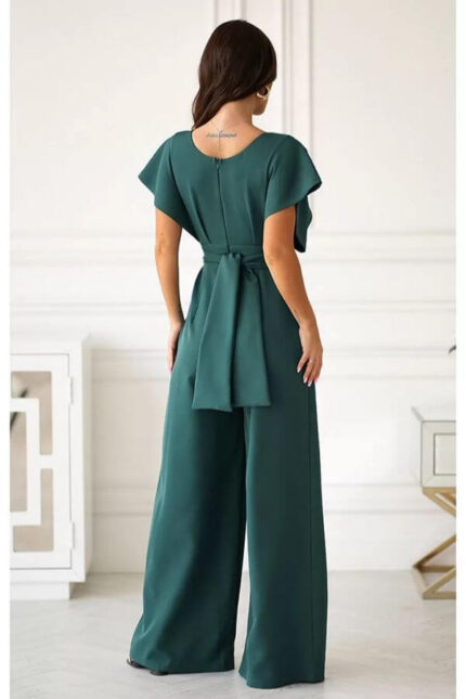 salopeta cu pantaloni largi și croială premium