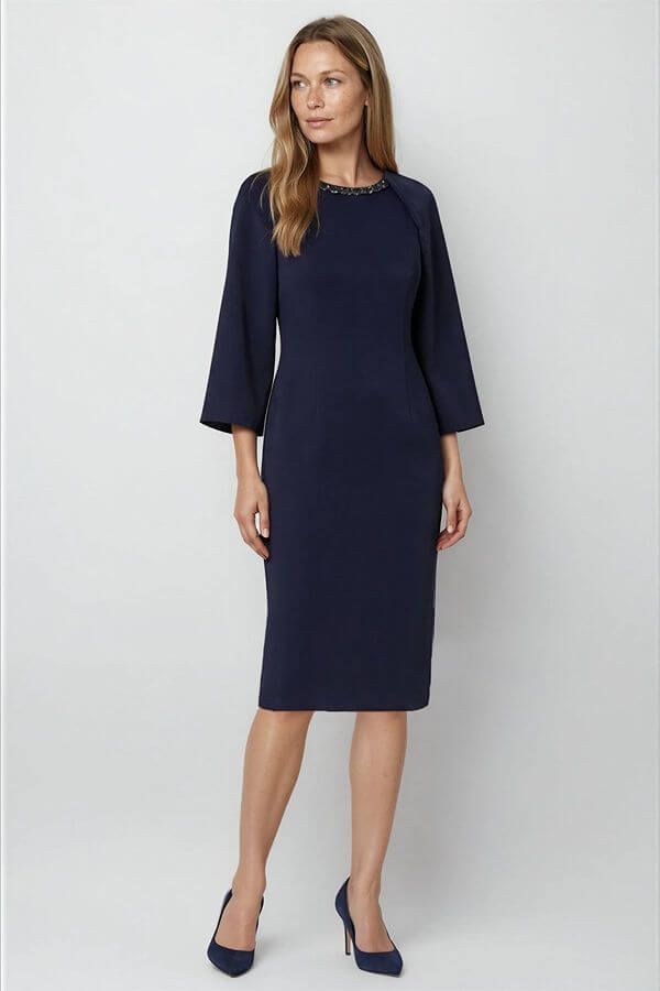rochie midi cu maneci tip pelerina rochie midi cu maneci tip pelerina